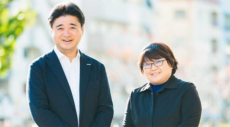 社員の顔写真