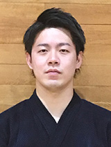  YM