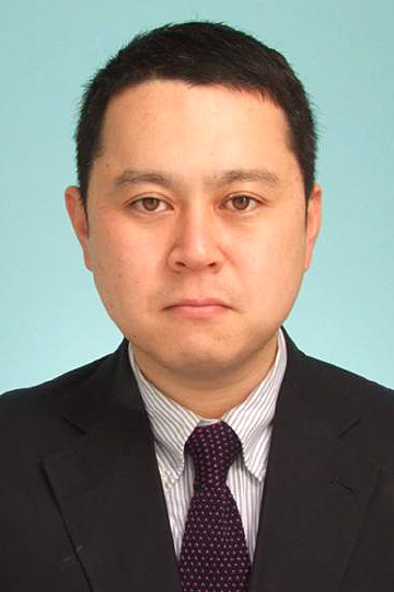 沖田光平 講師