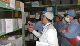 写真：資材棚を検討