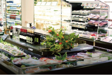 スーパーの冷蔵ショーケース