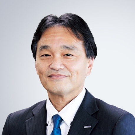 副社長、西塚 俊治の写真
