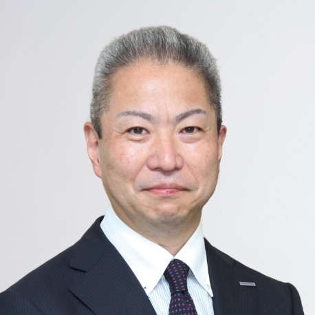 常務、岡本 剛の写真