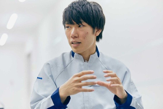 F-ML4000Bの構造設計を担当した松本