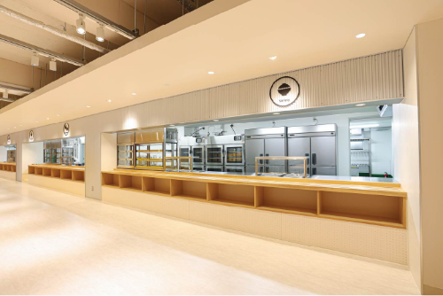 Culture Base.(旧厚生会館)社員食堂1階提供口