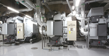 研究棟 機械室(右端がCP型ジェネリンク)