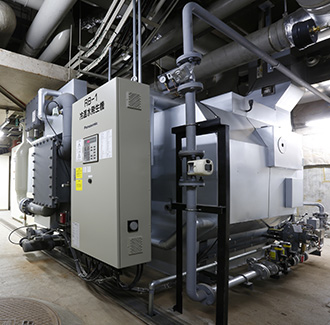 ガス焚二重効用吸収冷温水機