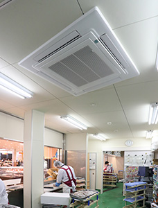 ナノイーX標準搭載の室内機(売場・バックヤード) 写真