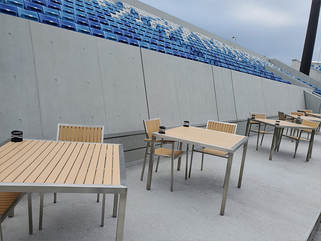 キャップラガーズテラス席のイメージ(2階テラス テーブル席)