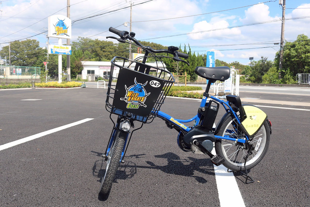 画像:シェアサイクルの電動アシスト付き自転車