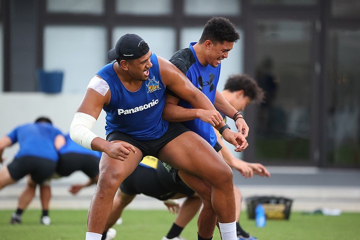 画像:ハアンガナ選手とトゥポウ選手