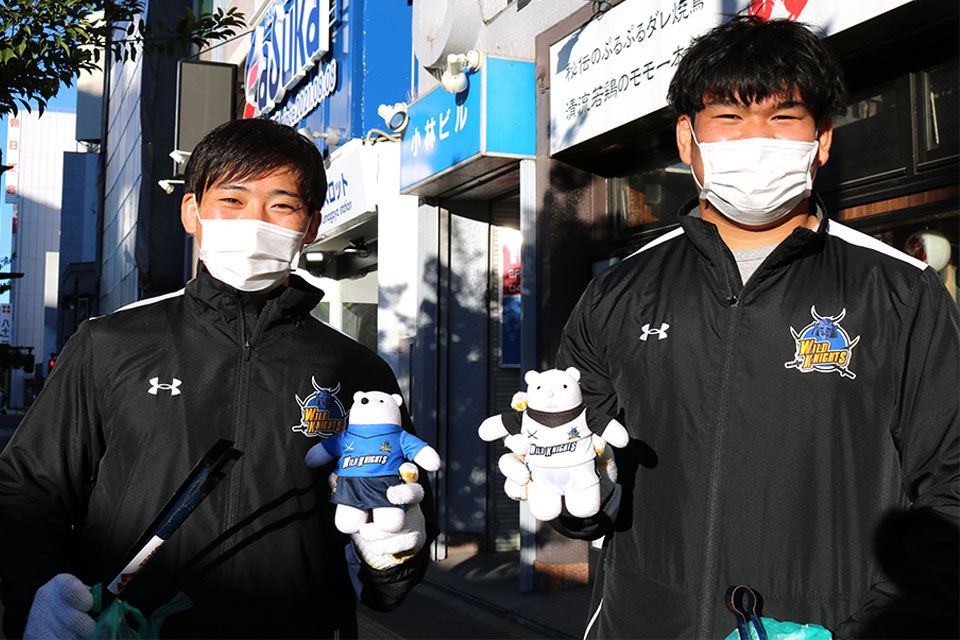 画像：新井選手、新妻選手
